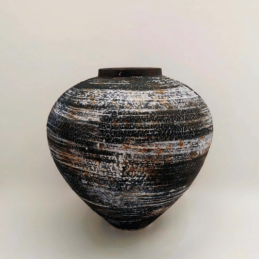 AAW-Orenda Vase 001-ST-main-image