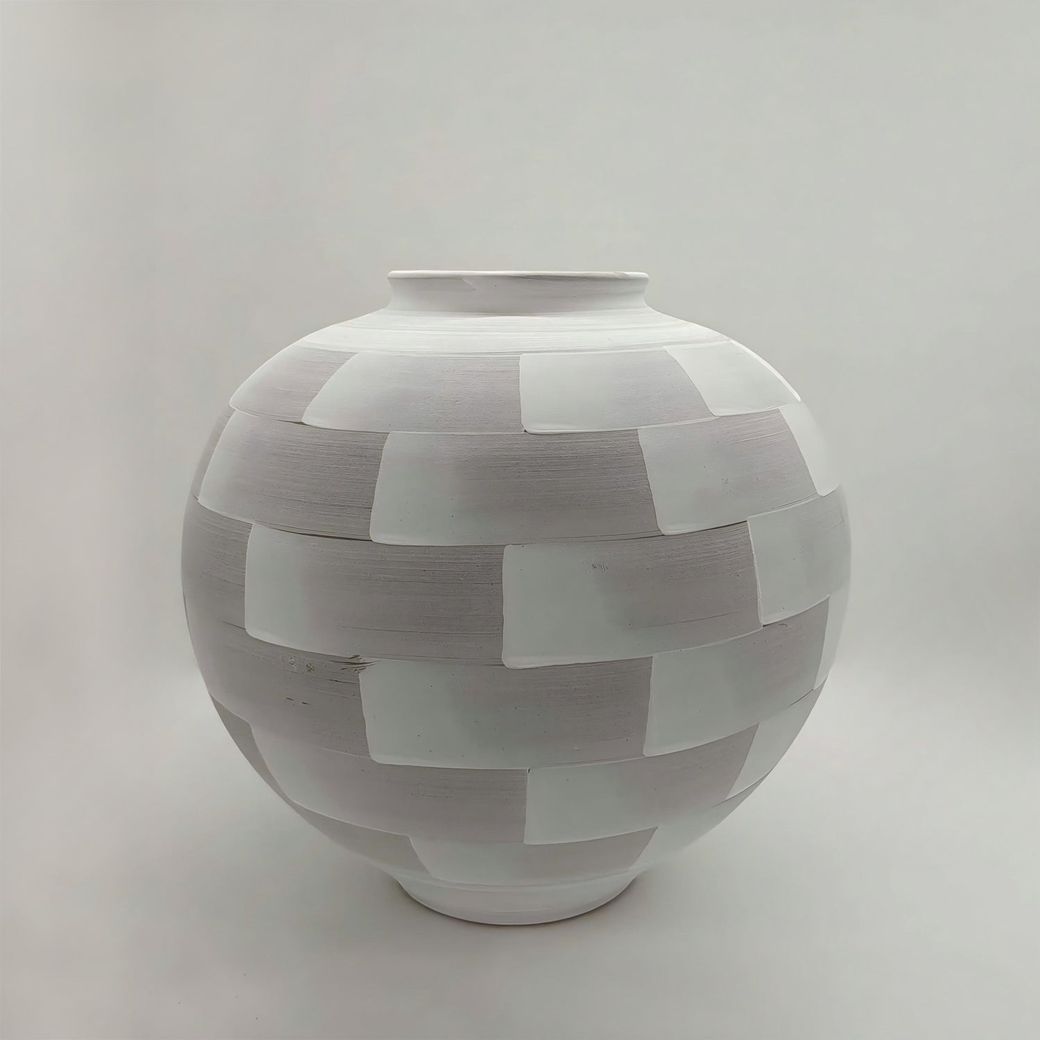 AAW-Aerisca-Vase-005-WT