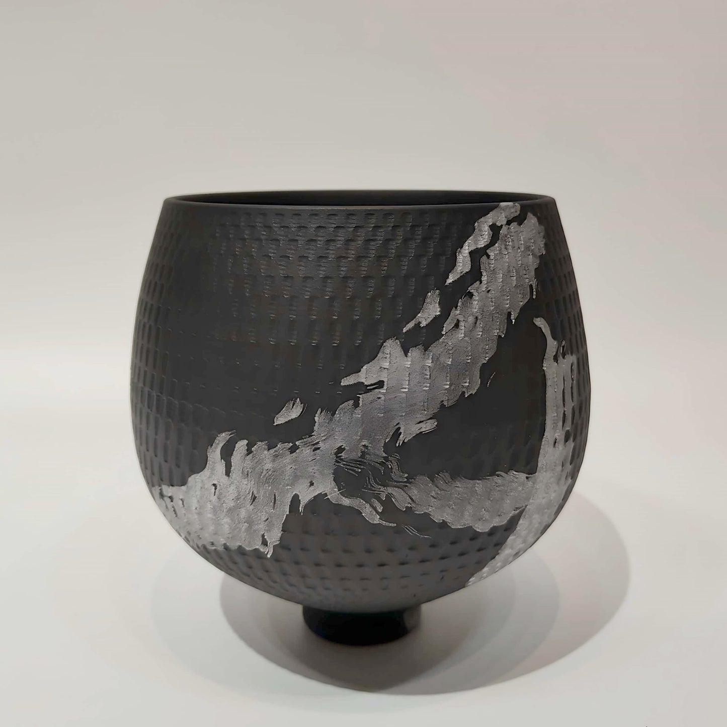 AAW Rivenna Vase 003-DT-main_image